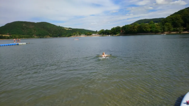 Abkühlung im Diemelsee